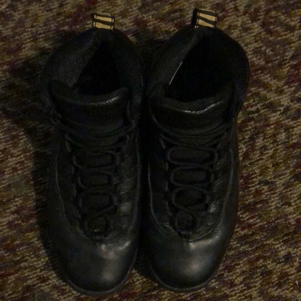 air jordan 10 retro “NYC” in BOYS GRADESCHOOL SIZE